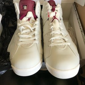 Men’s Retro Jordan VI 6 Sz 11.5 - Maroon/Off-White